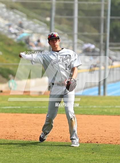 Thumbnail 2 in Golden Valley @ Camarillo photogallery.