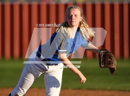 Thumbnail 2 in Connally @ Lorena photogallery.