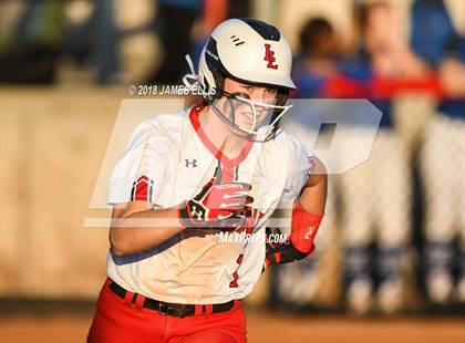 Thumbnail 2 in Connally @ Lorena photogallery.