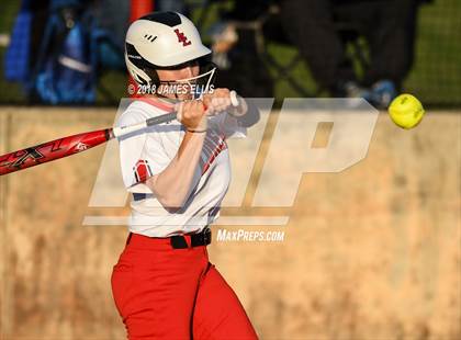 Thumbnail 2 in Connally @ Lorena photogallery.