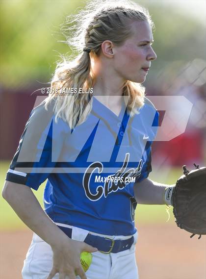 Thumbnail 2 in Connally @ Lorena photogallery.