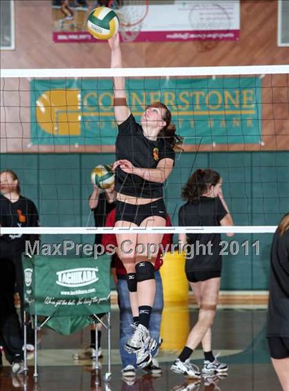 Thumbnail 3 in Chico vs. Pleasant Valley (CIF NS D2 Final) photogallery.