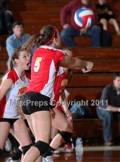 Thumbnail 3 in Chico vs. Pleasant Valley (CIF NS D2 Final) photogallery.