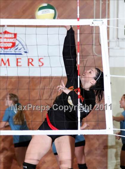 Thumbnail 2 in Chico vs. Pleasant Valley (CIF NS D2 Final) photogallery.