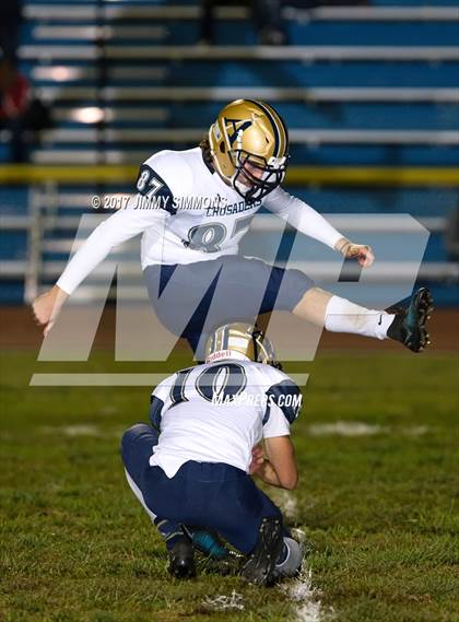 Thumbnail 3 in Althoff Catholic vs. Cahokia photogallery.