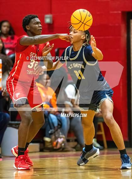 Thumbnail 2 in E.E. Smith vs Seventy-First (Cumberland County Schools Holiday Classic Tournament) photogallery.