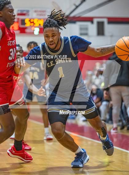 Thumbnail 2 in E.E. Smith vs Seventy-First (Cumberland County Schools Holiday Classic Tournament) photogallery.
