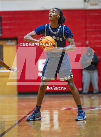 Thumbnail 3 in E.E. Smith vs Seventy-First (Cumberland County Schools Holiday Classic Tournament) photogallery.