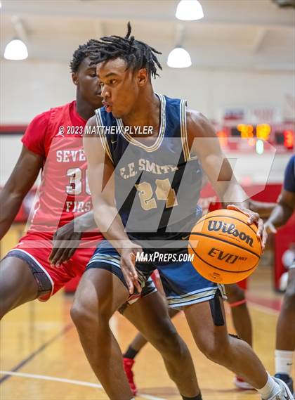 Thumbnail 1 in E.E. Smith vs Seventy-First (Cumberland County Schools Holiday Classic Tournament) photogallery.