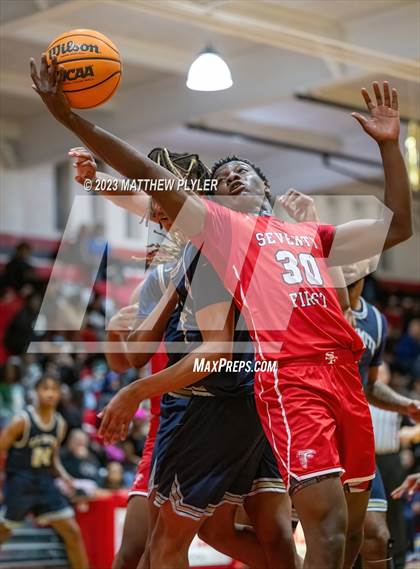 Thumbnail 2 in E.E. Smith vs Seventy-First (Cumberland County Schools Holiday Classic Tournament) photogallery.