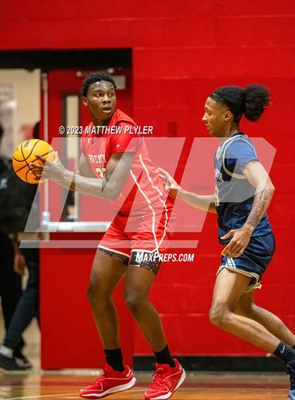 Thumbnail 2 in E.E. Smith vs Seventy-First (Cumberland County Schools Holiday Classic Tournament) photogallery.