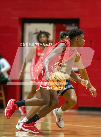 Thumbnail 1 in E.E. Smith vs Seventy-First (Cumberland County Schools Holiday Classic Tournament) photogallery.