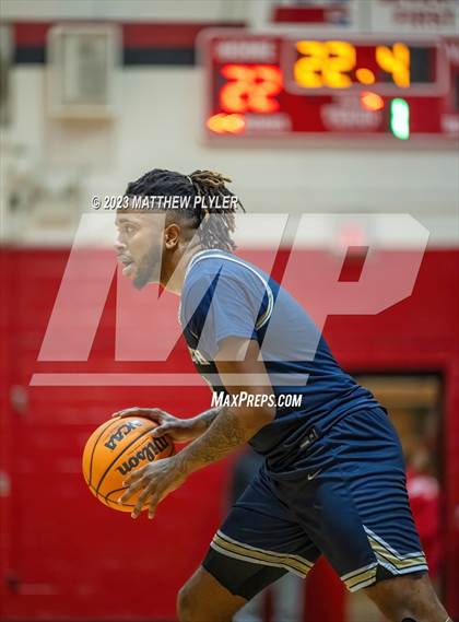 Thumbnail 3 in E.E. Smith vs Seventy-First (Cumberland County Schools Holiday Classic Tournament) photogallery.