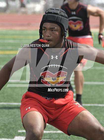 Thumbnail 3 in Mater Dei vs. Mission Viejo (Battle at the Beach 7-on-7) photogallery.