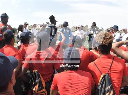 Thumbnail 1 in Mater Dei vs. Mission Viejo (Battle at the Beach 7-on-7) photogallery.
