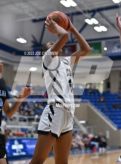 Thumbnail 3 in Clark vs Harlan (UIL 6A Region 4 Regional Semifinal) photogallery.