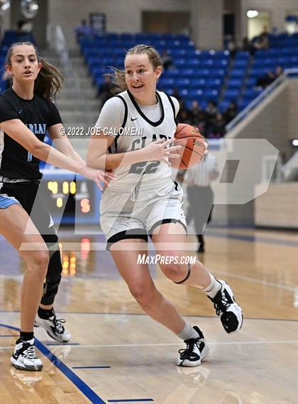 Thumbnail 3 in Clark vs Harlan (UIL 6A Region 4 Regional Semifinal) photogallery.