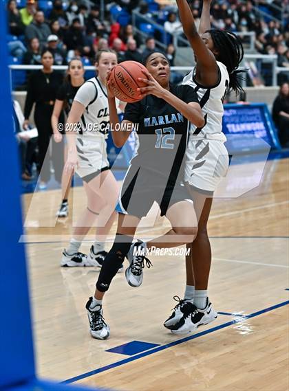 Thumbnail 2 in Clark vs Harlan (UIL 6A Region 4 Regional Semifinal) photogallery.