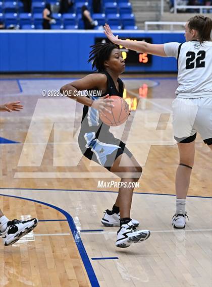 Thumbnail 1 in Clark vs Harlan (UIL 6A Region 4 Regional Semifinal) photogallery.