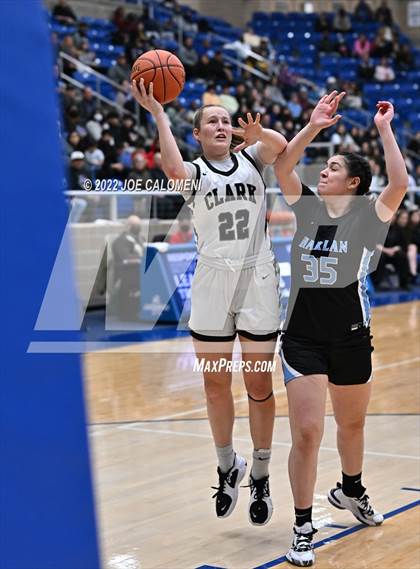 Thumbnail 2 in Clark vs Harlan (UIL 6A Region 4 Regional Semifinal) photogallery.