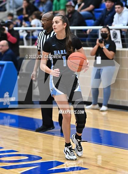 Thumbnail 2 in Clark vs Harlan (UIL 6A Region 4 Regional Semifinal) photogallery.