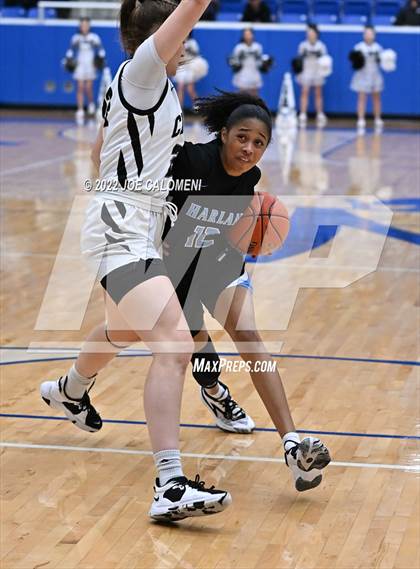 Thumbnail 1 in Clark vs Harlan (UIL 6A Region 4 Regional Semifinal) photogallery.