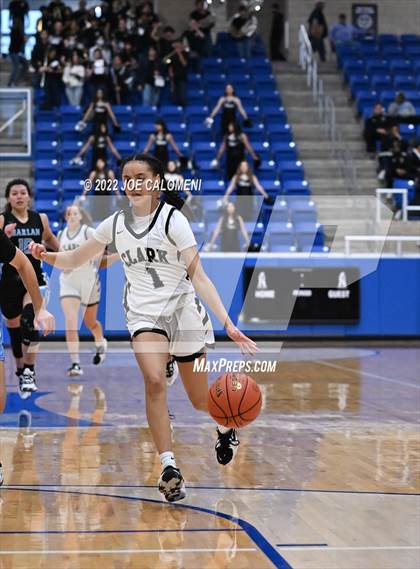 Thumbnail 1 in Clark vs Harlan (UIL 6A Region 4 Regional Semifinal) photogallery.