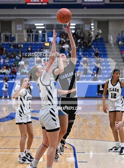 Thumbnail 1 in Clark vs Harlan (UIL 6A Region 4 Regional Semifinal) photogallery.