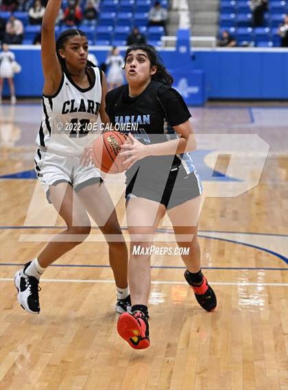 Thumbnail 3 in Clark vs Harlan (UIL 6A Region 4 Regional Semifinal) photogallery.