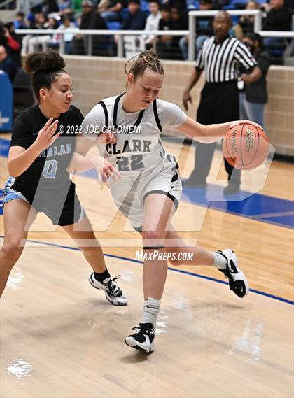 Thumbnail 2 in Clark vs Harlan (UIL 6A Region 4 Regional Semifinal) photogallery.