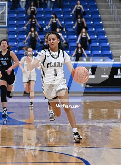 Thumbnail 3 in Clark vs Harlan (UIL 6A Region 4 Regional Semifinal) photogallery.