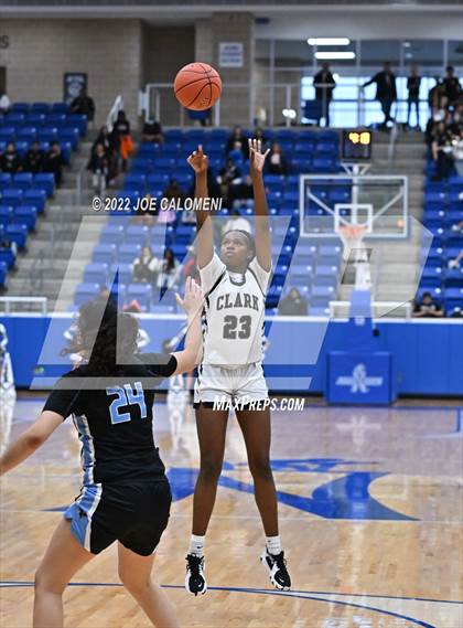 Thumbnail 1 in Clark vs Harlan (UIL 6A Region 4 Regional Semifinal) photogallery.