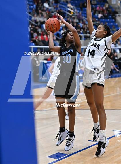 Thumbnail 2 in Clark vs Harlan (UIL 6A Region 4 Regional Semifinal) photogallery.