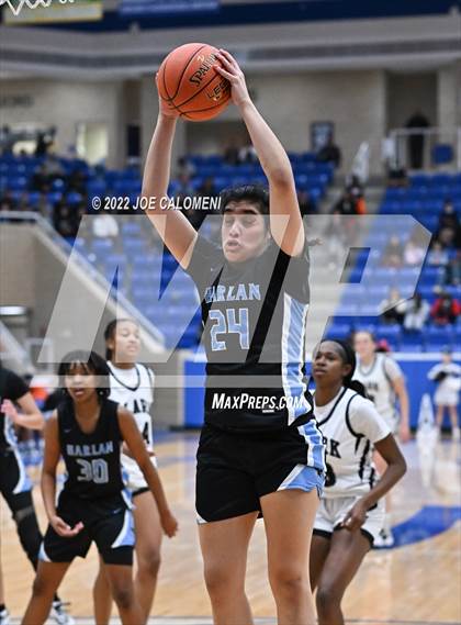 Thumbnail 2 in Clark vs Harlan (UIL 6A Region 4 Regional Semifinal) photogallery.