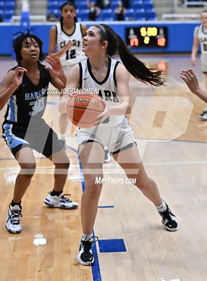 Thumbnail 3 in Clark vs Harlan (UIL 6A Region 4 Regional Semifinal) photogallery.