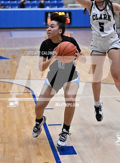 Thumbnail 1 in Clark vs Harlan (UIL 6A Region 4 Regional Semifinal) photogallery.