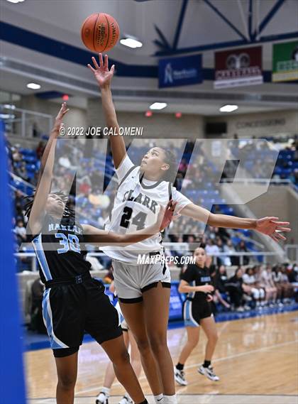 Thumbnail 2 in Clark vs Harlan (UIL 6A Region 4 Regional Semifinal) photogallery.