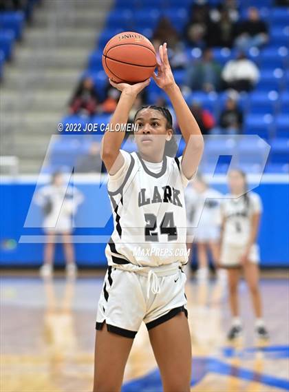 Thumbnail 3 in Clark vs Harlan (UIL 6A Region 4 Regional Semifinal) photogallery.