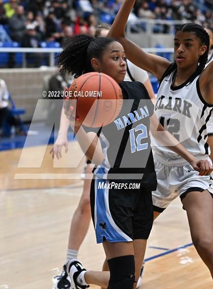 Thumbnail 3 in Clark vs Harlan (UIL 6A Region 4 Regional Semifinal) photogallery.