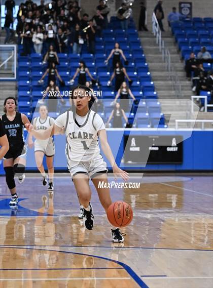 Thumbnail 2 in Clark vs Harlan (UIL 6A Region 4 Regional Semifinal) photogallery.