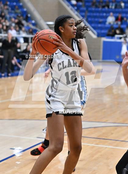 Thumbnail 1 in Clark vs Harlan (UIL 6A Region 4 Regional Semifinal) photogallery.