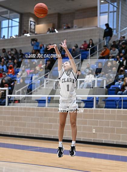 Thumbnail 1 in Clark vs Harlan (UIL 6A Region 4 Regional Semifinal) photogallery.