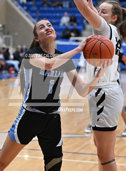 Thumbnail 2 in Clark vs Harlan (UIL 6A Region 4 Regional Semifinal) photogallery.