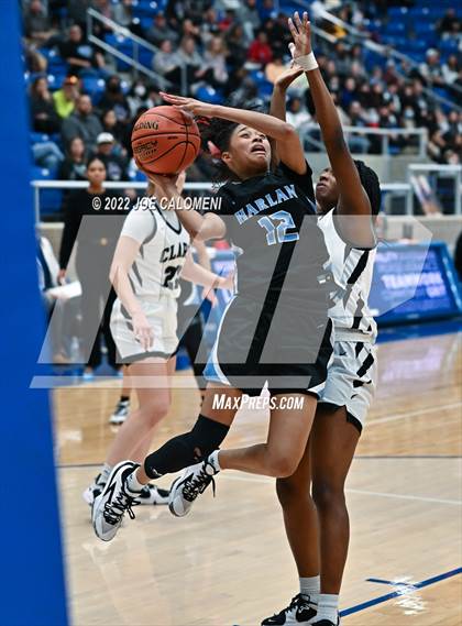 Thumbnail 1 in Clark vs Harlan (UIL 6A Region 4 Regional Semifinal) photogallery.