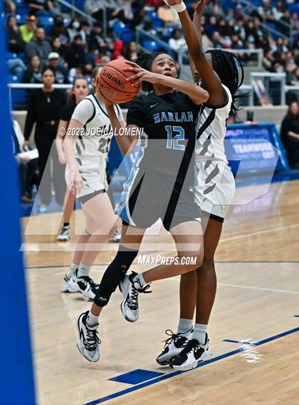 Thumbnail 3 in Clark vs Harlan (UIL 6A Region 4 Regional Semifinal) photogallery.