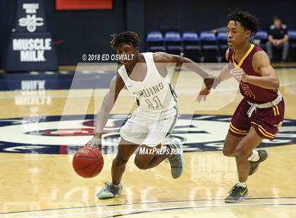 Thumbnail 1 in Las Lomas vs. St. Patrick-St. Vincent (MaxPreps MLK Classic) photogallery.