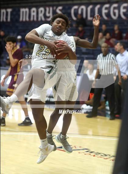 Thumbnail 1 in Las Lomas vs. St. Patrick-St. Vincent (MaxPreps MLK Classic) photogallery.
