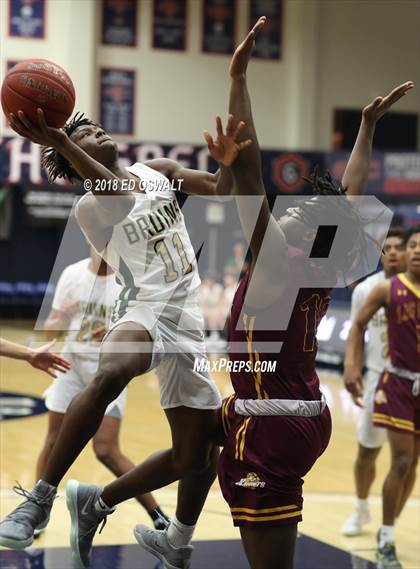 Thumbnail 3 in Las Lomas vs. St. Patrick-St. Vincent (MaxPreps MLK Classic) photogallery.