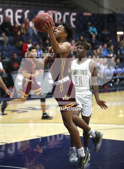 Thumbnail 3 in Las Lomas vs. St. Patrick-St. Vincent (MaxPreps MLK Classic) photogallery.