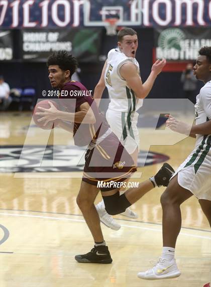 Thumbnail 3 in Las Lomas vs. St. Patrick-St. Vincent (MaxPreps MLK Classic) photogallery.